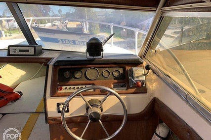 Bayliner 2350 Nisqually