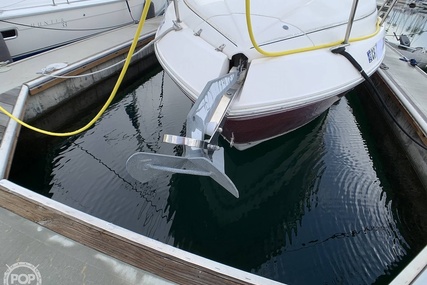 Rinker Fiesta Vee 300