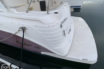 Rinker Fiesta Vee 300