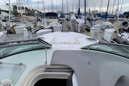 Rinker Fiesta Vee 300