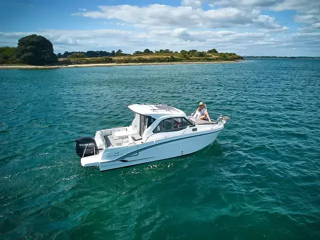 Beneteau Antares 7